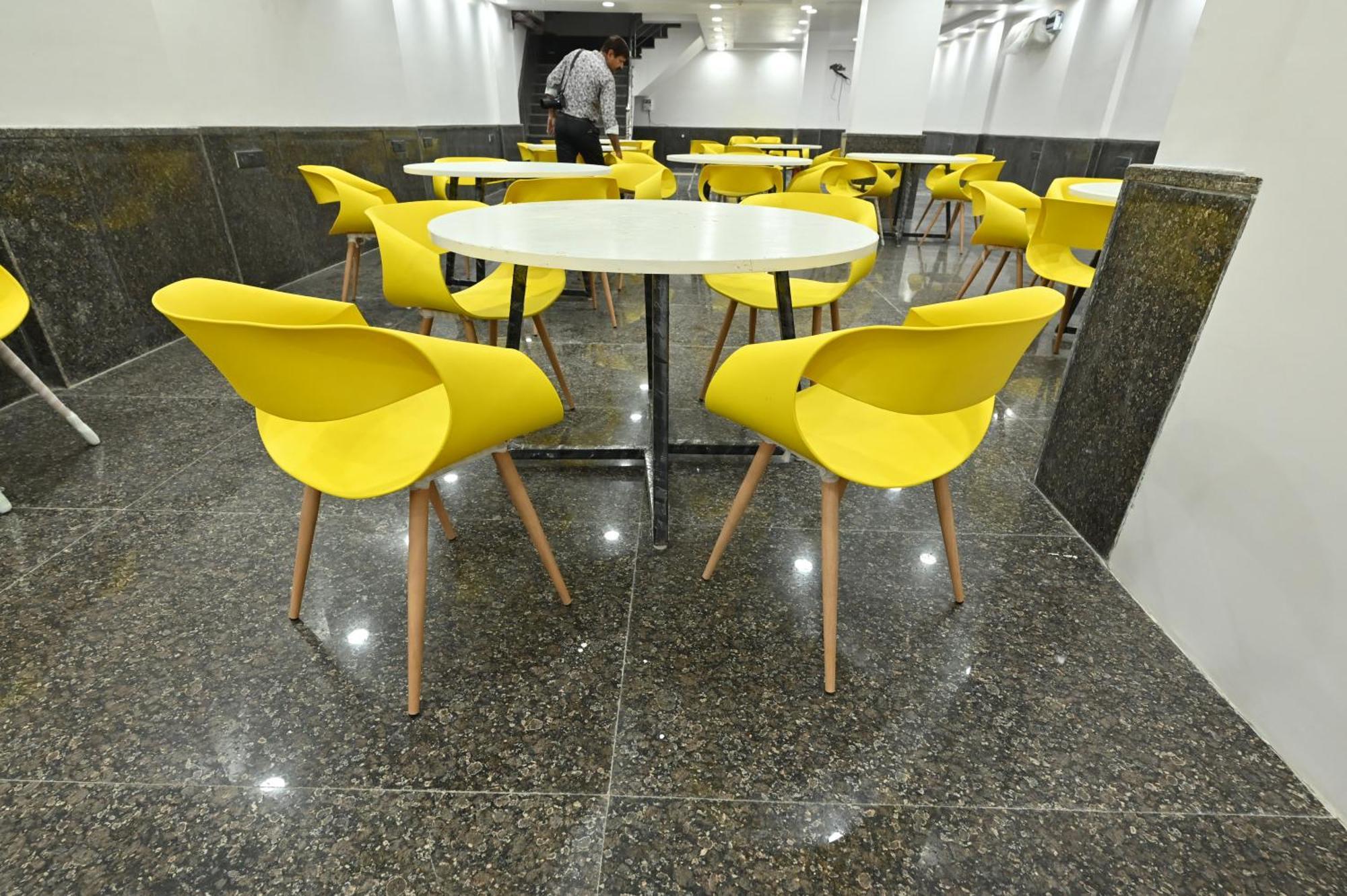 Hotel Down Town Paschim Vihar Delhi  Exterior photo