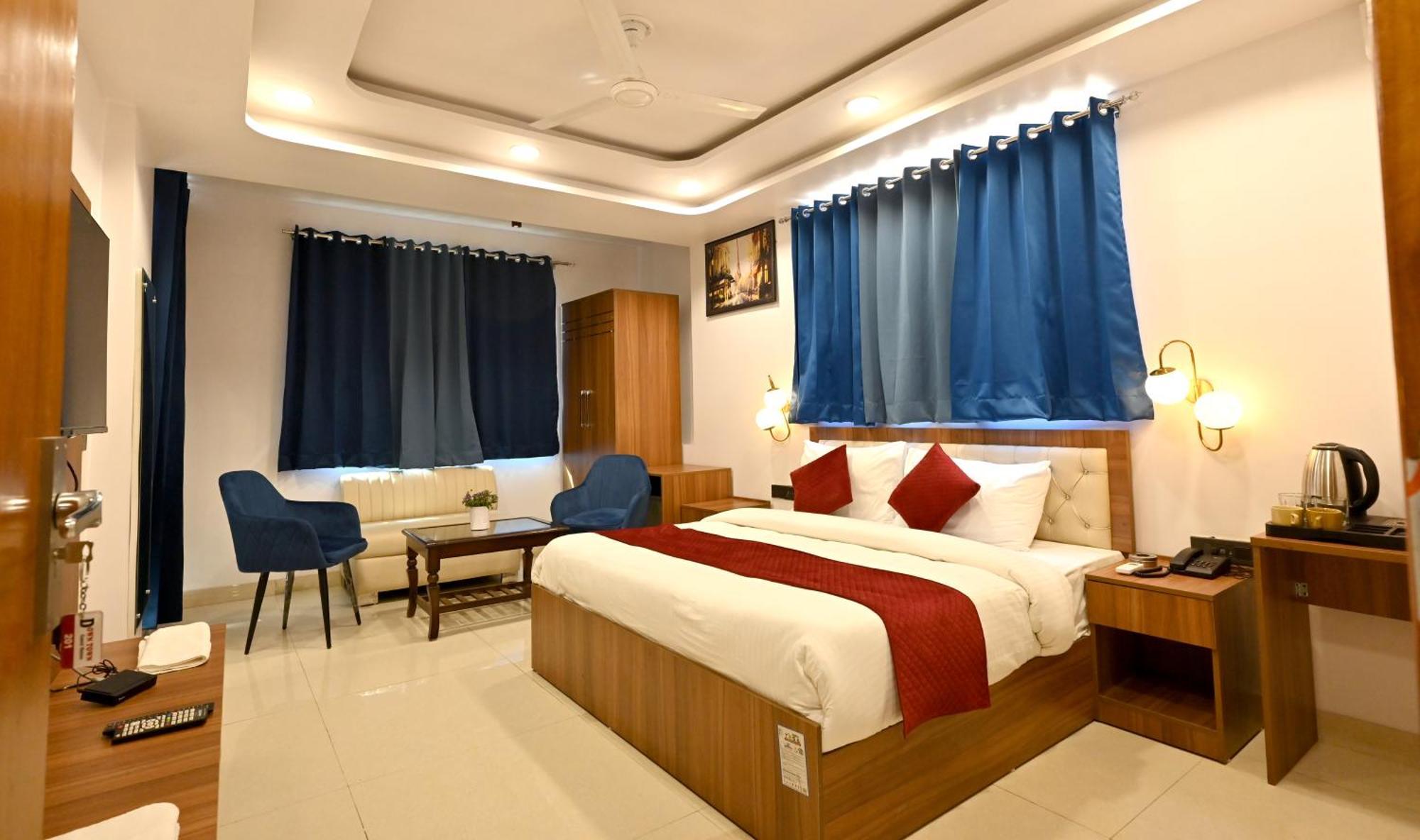 Hotel Down Town Paschim Vihar Delhi  Exterior photo