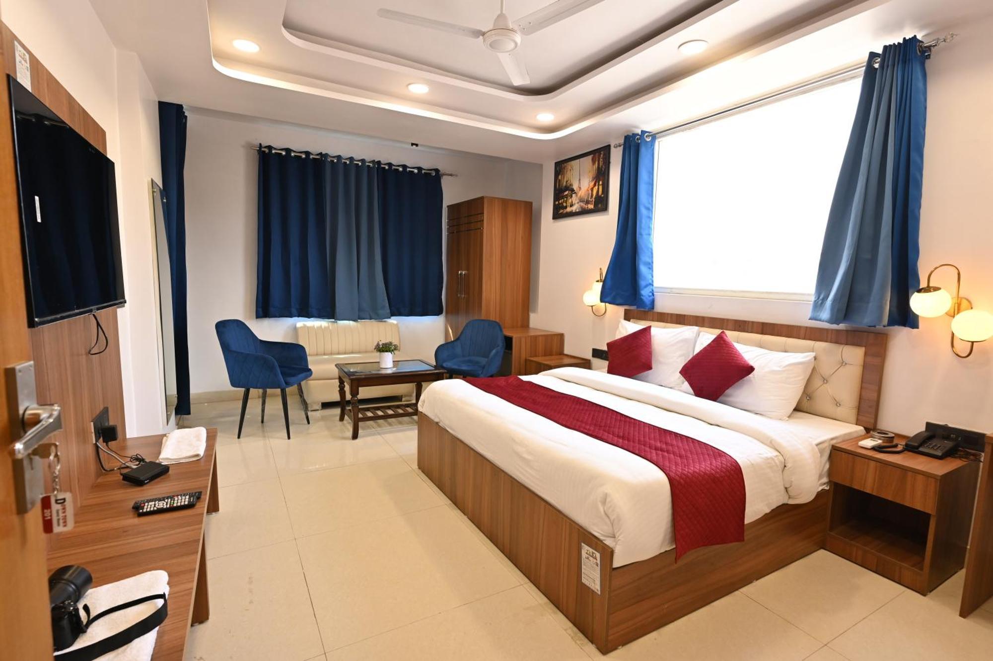 Hotel Down Town Paschim Vihar Delhi  Exterior photo